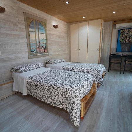 Domus Vesuvia Bed and Breakfast Torre Annunziata Buitenkant foto
