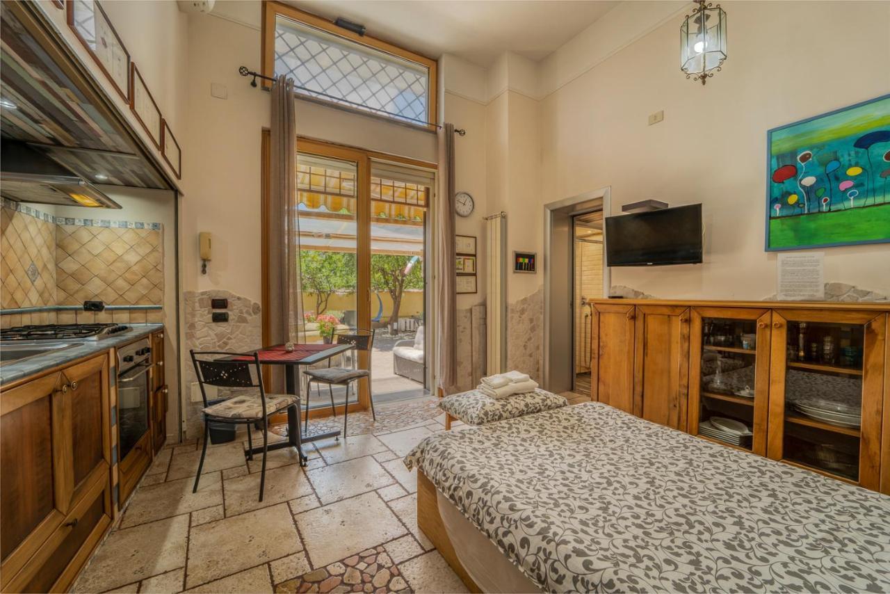 Domus Vesuvia Bed and Breakfast Torre Annunziata Buitenkant foto