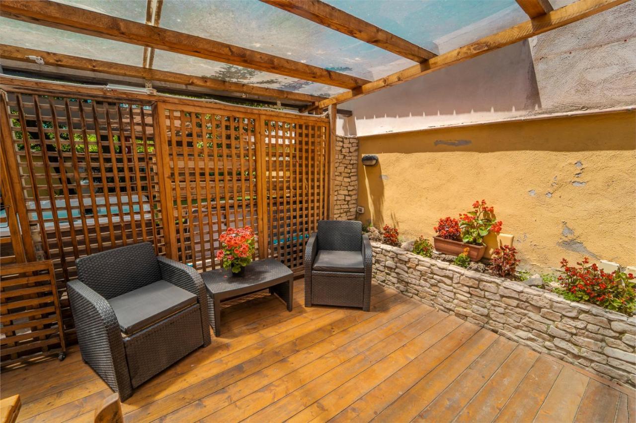 Domus Vesuvia Bed and Breakfast Torre Annunziata Buitenkant foto